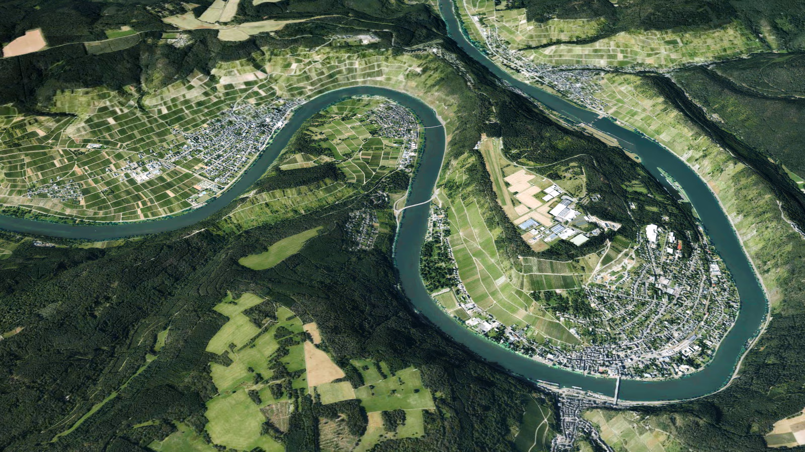 2025-06-25-aerial-imagery-of-germany-3.jpg